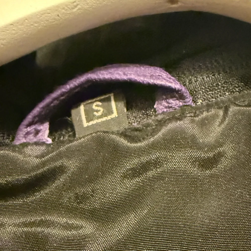Purple Women's  Leather Hooded Jacket - Picture 5 of 5